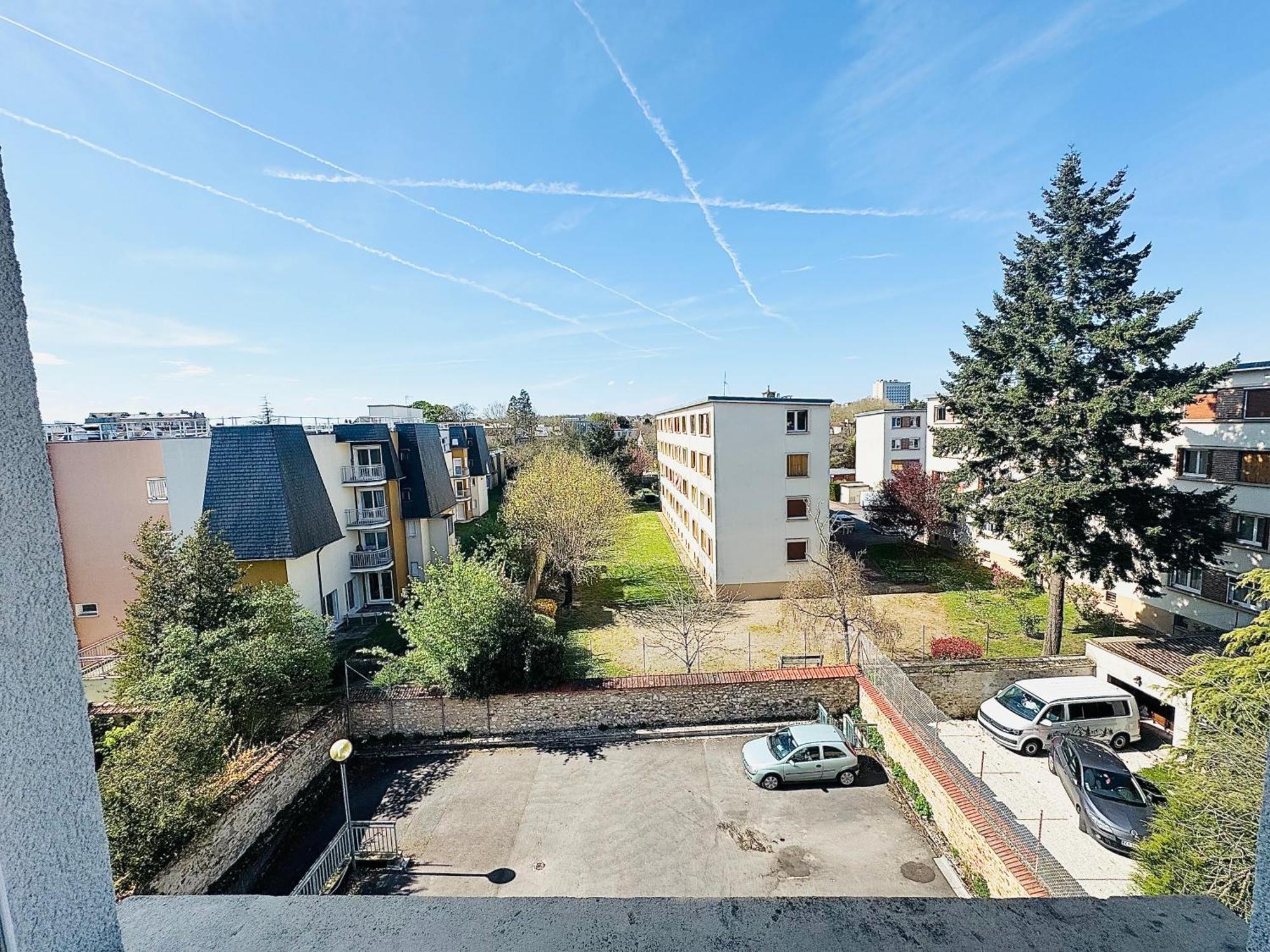 Studio A 300 Metres De La Gare Et 25 Minutes De Paris En Train 默伦 外观 照片