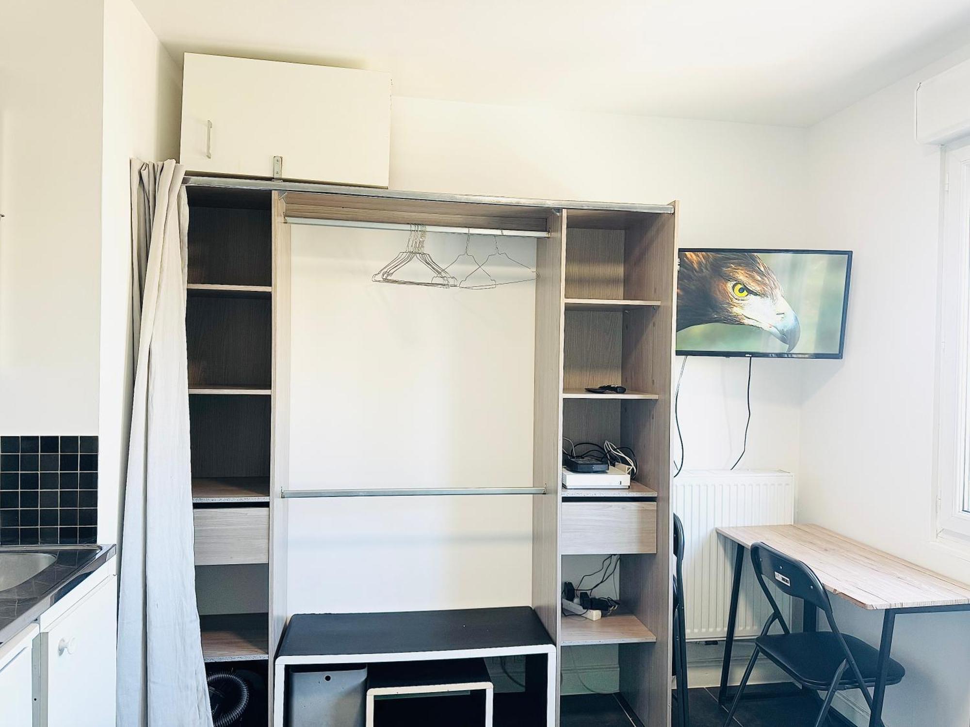 Studio A 300 Metres De La Gare Et 25 Minutes De Paris En Train 默伦 外观 照片