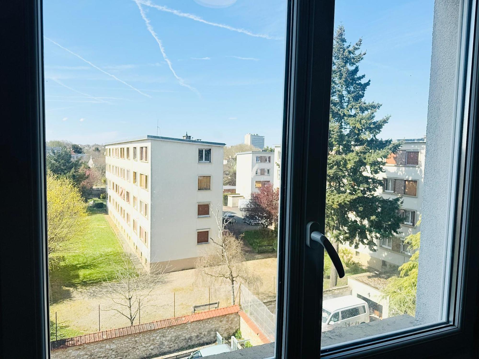Studio A 300 Metres De La Gare Et 25 Minutes De Paris En Train 默伦 外观 照片